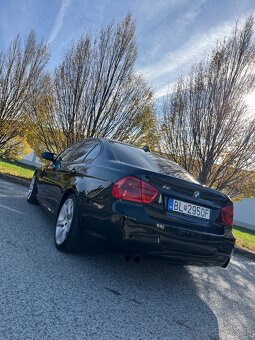 BMW e90 330i, 190kw A/T - 6