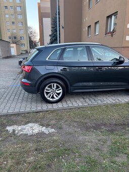 Predam  Audi Q5  2l  TFSI  benzin  rok  2018 - 6