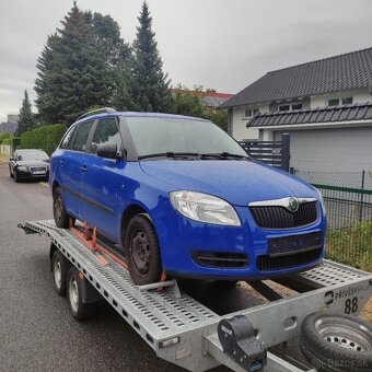 Skoda Fabia 2 1.4 MPI kombi modrá - 6