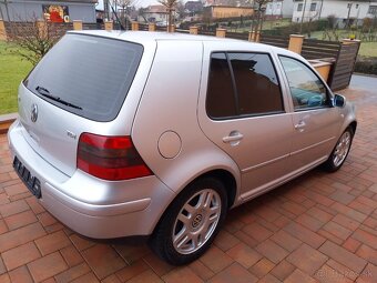 Volkswagen Golf 1.9 TDI 81Kw - 6