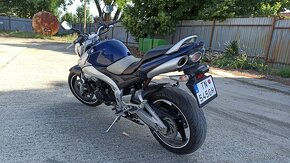 Suzuki gsr 600 - 6