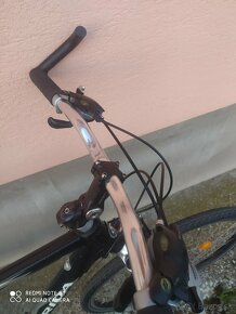 Bicykel Merida crossway 28 - 6