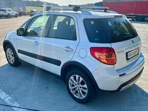 Suzuki SX4 1.6 88kw 4x4 136tis KM rv 2013 biela perlet - 6