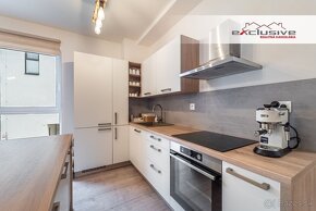 2 IZBOVÝ BYT – TRNKOV, 46 M², TERASA, PARKOVACIE STÁTIE - 6