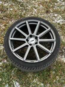 5x112 r19 8,5J ET45 + celorocne 235/35 ZR19 - 6