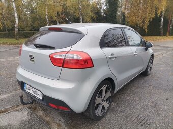 Kia Rio, 2011 benzín - 6