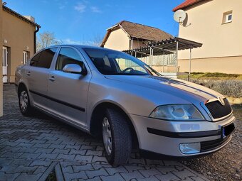 ŠKODA OCTAVIA 2 2.0TDI 103KW ELEGANCE - 6