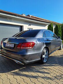 Mercedes E200 cdi Bluetec Sedan - 6