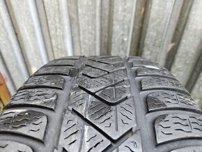 Zimná sada VW - 5x112 r16 + Pirelli 215/60 r16 - 6