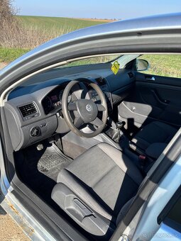 Volkswagen Golf 5 - 6