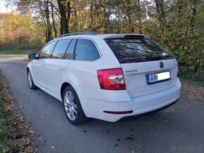 Škoda Octavia Combi 2.0 TDI Drive DSG - 6