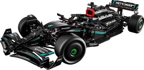 Mercedes AMG F1 stavebnica - 6