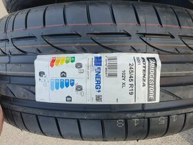 Letné pneu 275/40 R19 - 6