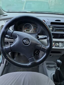 Nissan Almera Tino - 6