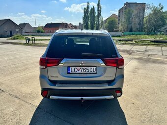 Mitsubishi Outlander 2.3 Di-D 4WD automat - 6