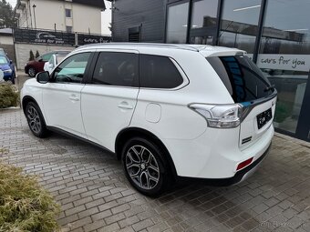 Mitsubishi Outlander 2.2 DI-D Intense - 6