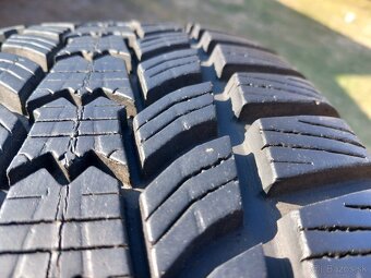 215/60 r16 zimne pneumatiky - 6