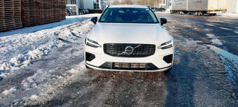 Volvo V60 R-Desing 251kw 4x4 - 6