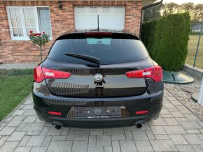 Alfa Romeo Giulietta Quadrifoglio Verde 1750 TBI 235PS - 6