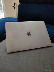 Mackbook Pro 15" 2019 32/500GB - 6