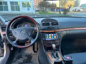 Mercedes-Benz E320 w211 - 6