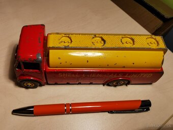 Dinky toys Cisterna AEC Monarch Shell - 6