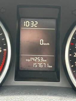 Volkswagen Golf 6 , 2.0 TDI - 6