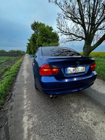 BMW e90 318d 90kw rv 2009 ešte predface - 6