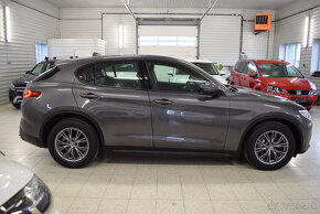 Alfa Romeo Stelvio 2.2 D EXECUTIVE PRAVIDELNÝ SERVIS-DPH - 6