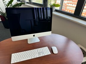 Apple iMac 21,5 palcový Retina 4K displej 1TB pamäť - 6