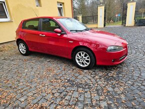 Alfa Romeo 147 1.6 T.S. - 6