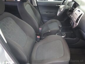 Hyundai i20 1,2i 78k, 1.majiteľ, kúpené v SR - 6