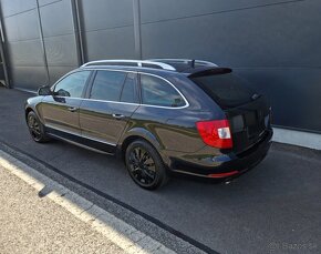 Škoda Superb 2.0 TDI Elegance 4x4 - 6