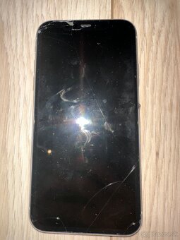 iPhone 11 64GB Biely - 6