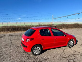 Peugeot 206+ 1.1 44kw naj. 23200km - 6