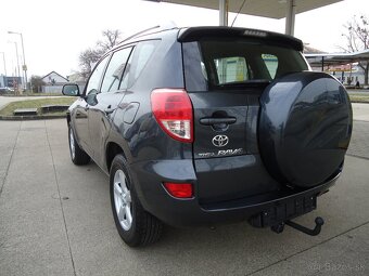 Toyota RAV4 2.2 D-4D 135 Sol - 6