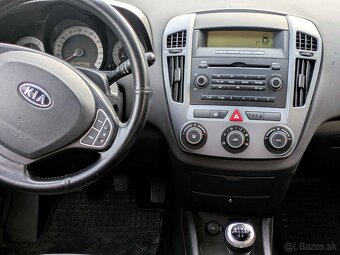 Kia ceed sw 1.6 CRDi - 246 255 km - 6