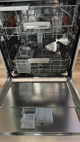 Predám umývačku riadu Hotpoint-Ariston - 6