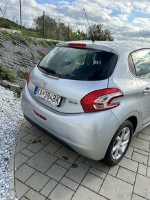 Peugeot 208 11/2012 nová stk - 6