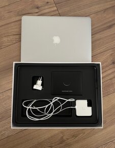 Apple Macbook Air 13 2017 - 6