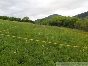 Pozemok v prírodnom prostredí s výhľadom nad obcou Zubák n - 6