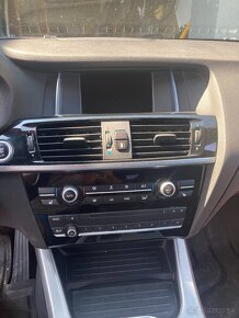 BMW X3 3,0d m sport - 6