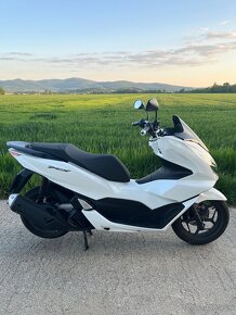 HONDA PCX 125 2023 - 6