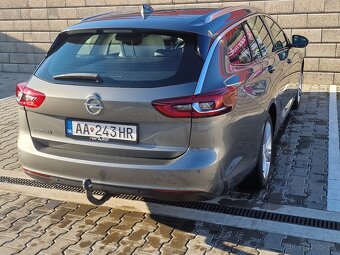 Opel insignia ST - 6