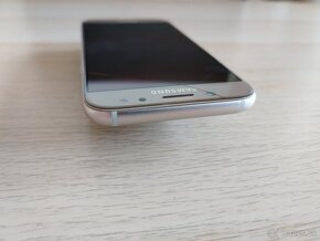 Samsung Galaxy J5 2017 - 6