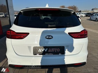 Kia Ceed SW 1.6 CRDi A/T Platinum,Pôv.lak,Virtual Cockpit,SR - 6