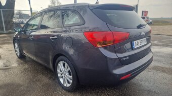 KIA CEE D COMBI 1.6 CRDI. - 6