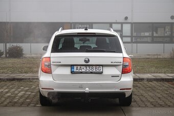 Škoda Superb Combi 1.6 TDI CR DPF Ambition - 6