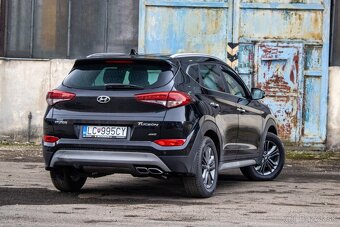 Hyundai Tucson 2.0 CRDi Premium 4x4 - 6