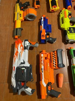 11 NERF zbraní (PLNE FUNKČNÉ, iba všetky spolu predávam) - 6